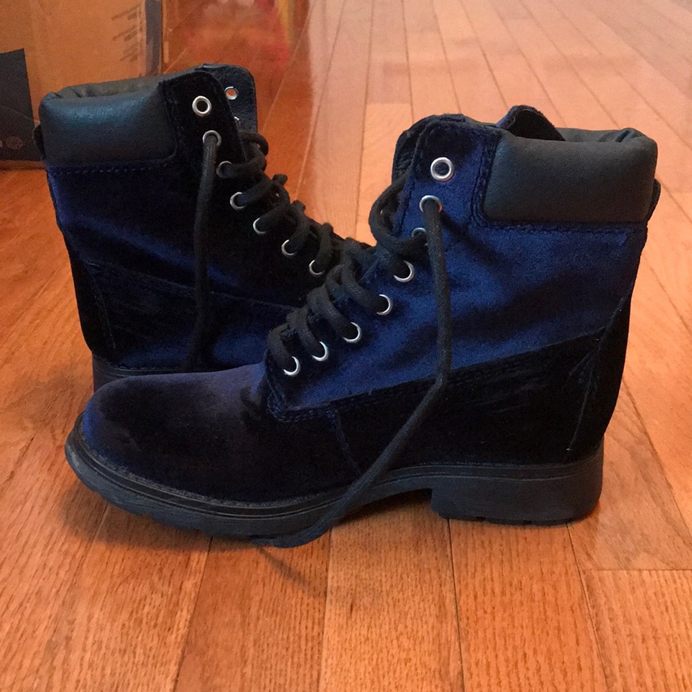 Steve Madden Blue Velvet Boots